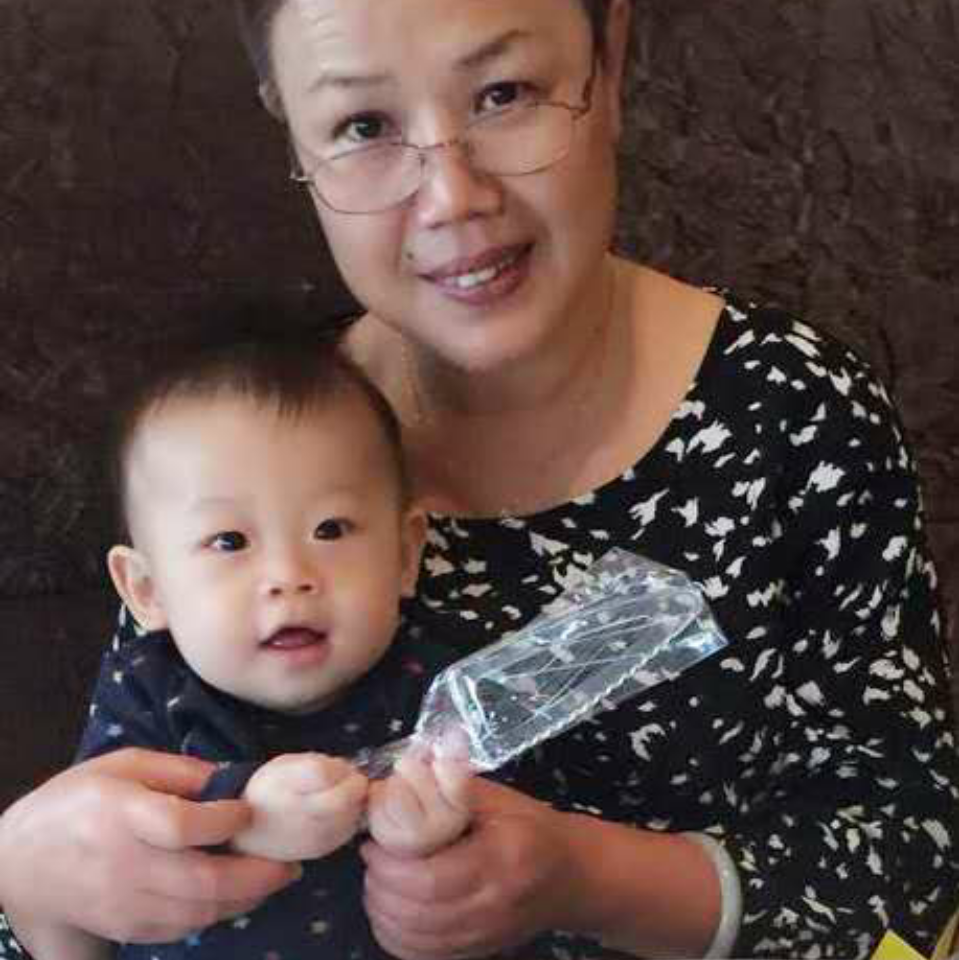阳光灿烂 ...